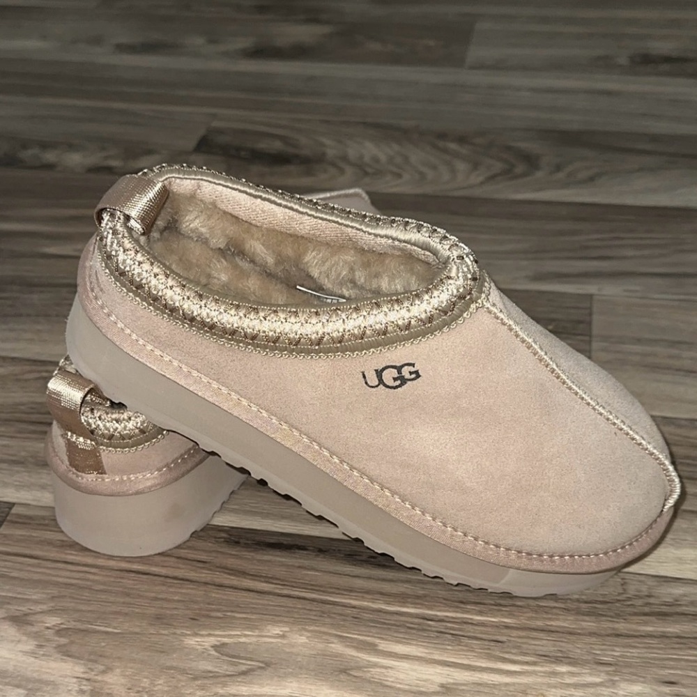Mustard seed Ugg platform slippers